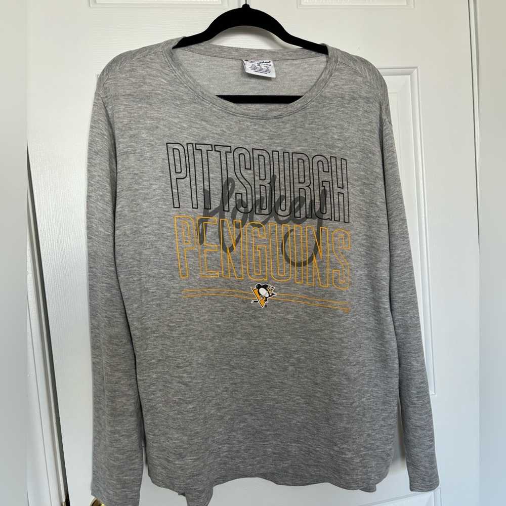 Champion Pittsburgh Penguins hockey women’s long sleeve shirt